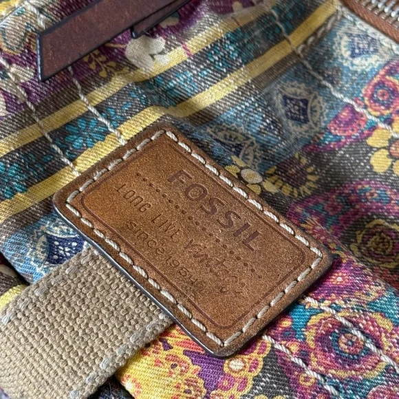 Fossil Floral Patchwork Crossbody Bag - Picture 7 of 10